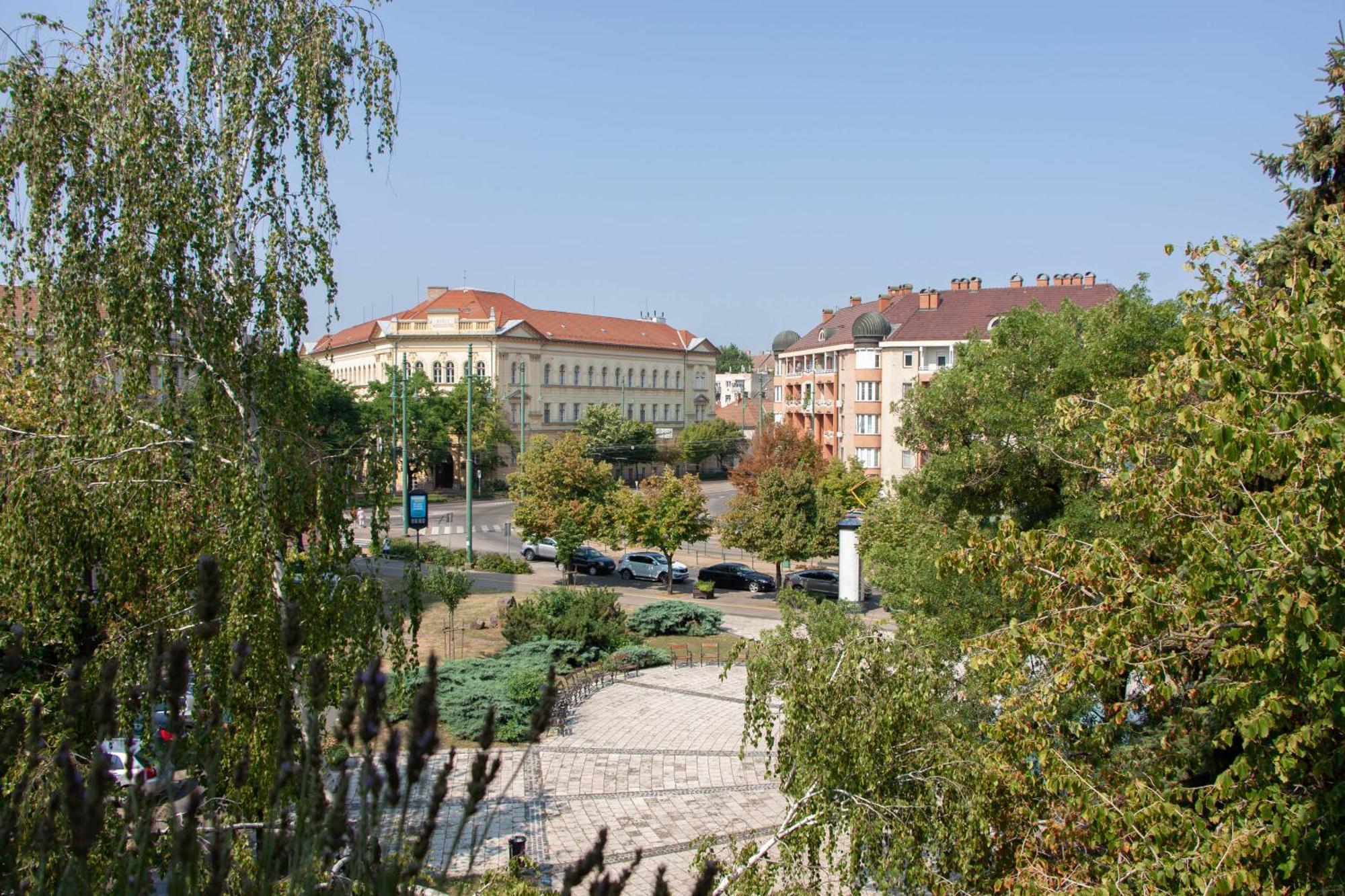 Aquarius Apartman Szeged Bagian luar foto