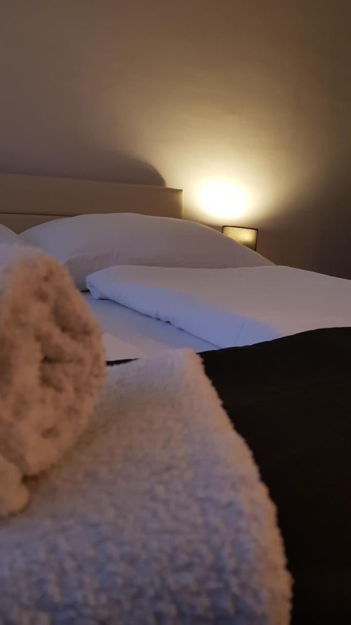 Aquarius Apartman Szeged Bagian luar foto